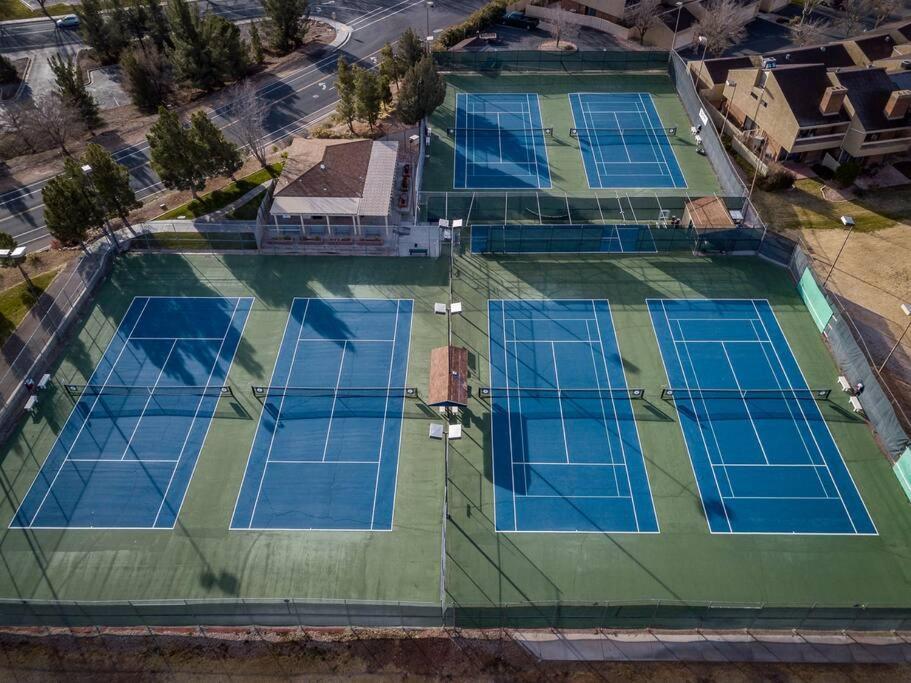 Villa 18 - 4 Bedroom! Year Round Heated Pool & Hot Tub! Games! Golf! Tennis! St. George Ngoại thất bức ảnh